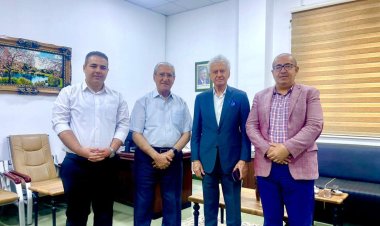 Mamosta Mezher Xaliqî û Enwer Qeredaxî behsa hunera Kurdî kirin