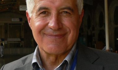 Du peyvên hevalcêwî pêçikim ê pêşkim di zimanê kurdî de