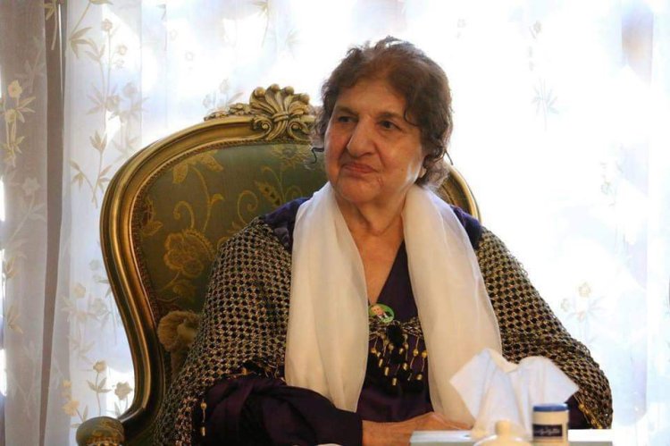 (Gelawêj) pênûseka pêşeng û behreyeka ronake