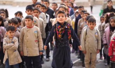 Aycan û Kendal Kobanî- Zimanê Me Xweş e