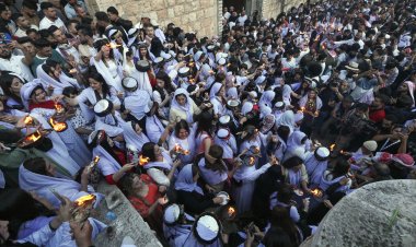 Êzdî li Lalişa Noranî cejna serê salê pîroz dikin