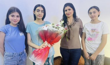 Encûmena Penaberan pîrozbahî li xwendekara penaber kirin