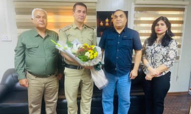 Encumena penaberan erkê nû yê muqedem Umêd pîroz kir