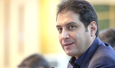 Kurdekî sune cara yekemîne dibe parêzgarê Sine