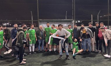 Tîma Kurdaxê di palawantiya `Kûpa Kobanî` de diçe fînalê