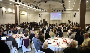 Pirtûka “Bi Kurtî” a Hêro xanimê bi merasîmekê hat nasandin