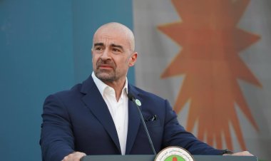 Serokê YNK tekezî li ser yekrêzî û birayetiyê dike