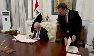 Serokomarê Êraqê yasaya bi parêzgehbûna Helebçeyê pesend kir