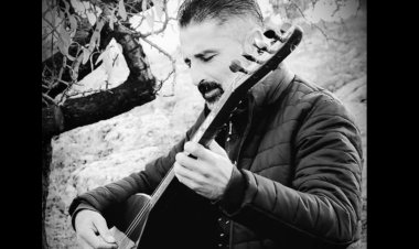  Hunermendê Çiyayê Kurmênc Ciwan Hesen koça dawî kir