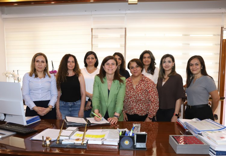 Amed beşdarî `Projeya Bajarên Jin-Dost` bû