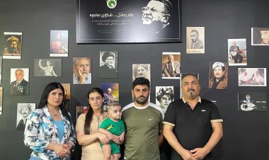 Dayîkeke kurd banga rizgarkirina jiyana zarokê xwe dike