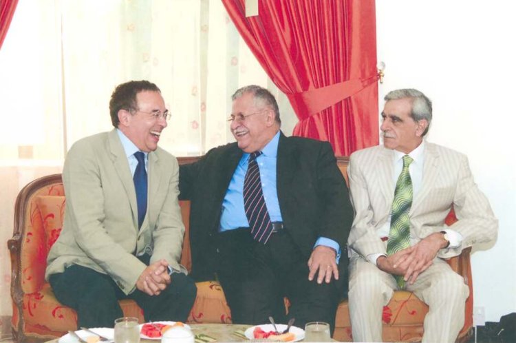 Mam Celal behsa çend çîrok û biserhatên xwe dike