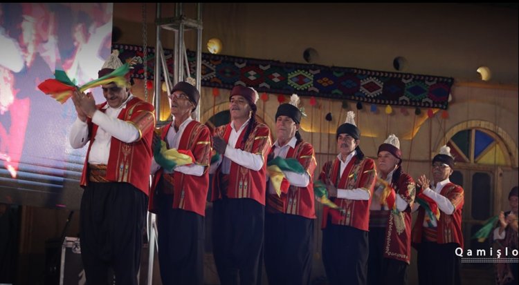 Li bajarê Qamişlo festîvala govendê birêve diçe