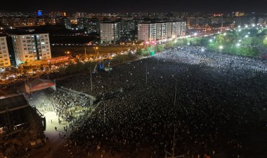 Mûzîka Kurdî qada Amedê bi coş kir