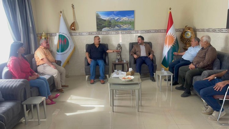 Encumena Penaberan pêşwazî li şanda Rêveberiya Xweser kir