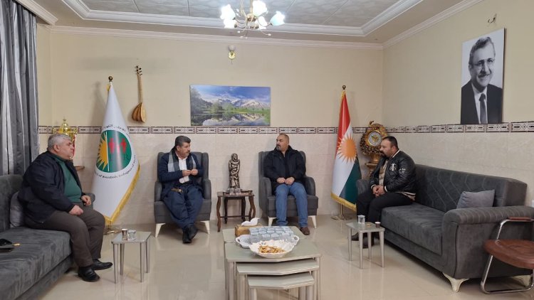 Siyasetmedarê Kurd hevxemiya xwe bo Rojava dupat dikin