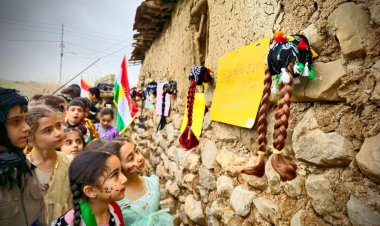 Keziyên Pêşerojê, pêşangehek li quntara Çiyayê Pîremegrun