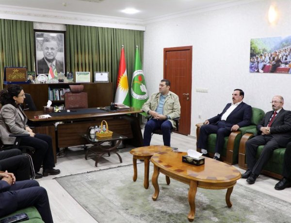 DEM: Serokê YNKê hîşt ku hevpeyman piştevaniya Rojava bikin