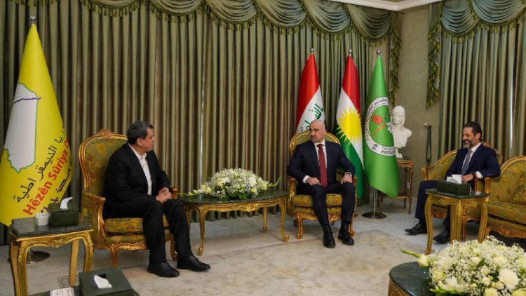 Gelê Kurd bi van dîmenan şabû