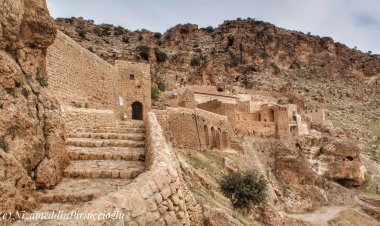 Li Mêrdînê avahiya Manastira Mor Evgîn
