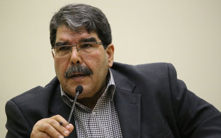 Xebatkarê doza gelê kurd Salih Muslim koça dawî kir