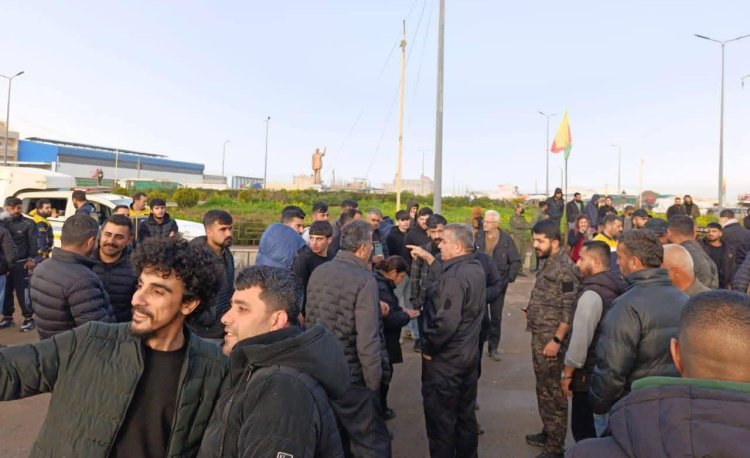 200 malbatên Efrînî vegeriyan